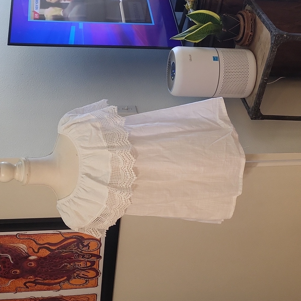 Blanc Du Nil White 100% Cotton Sheer Ruffled Top